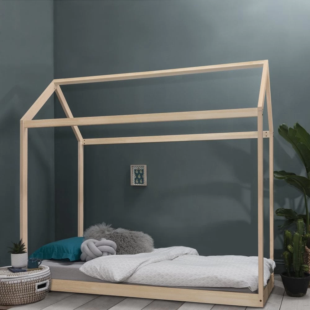 Kara Single 4 Poster Bed Frame In Natural Pine 6 Kara Single 4 Poster Bed Frame In Natural Pine - Image 4